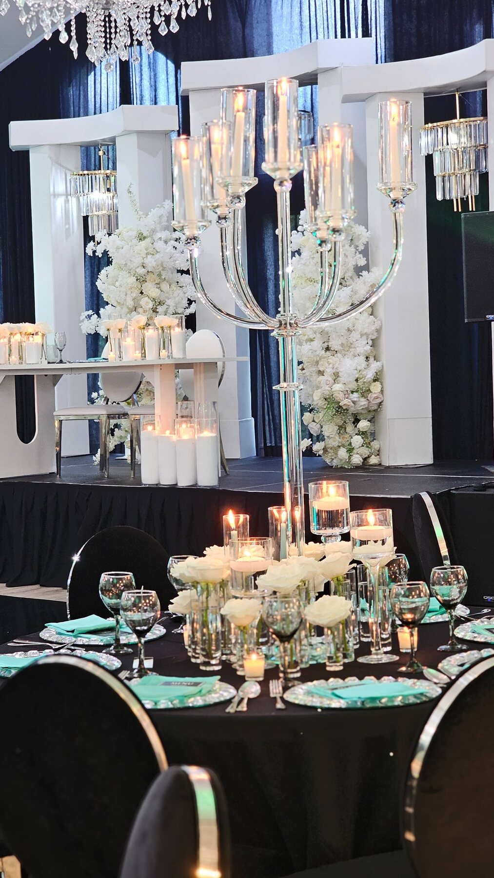 Modern White & Crystal Reception by Gigi Backdrops